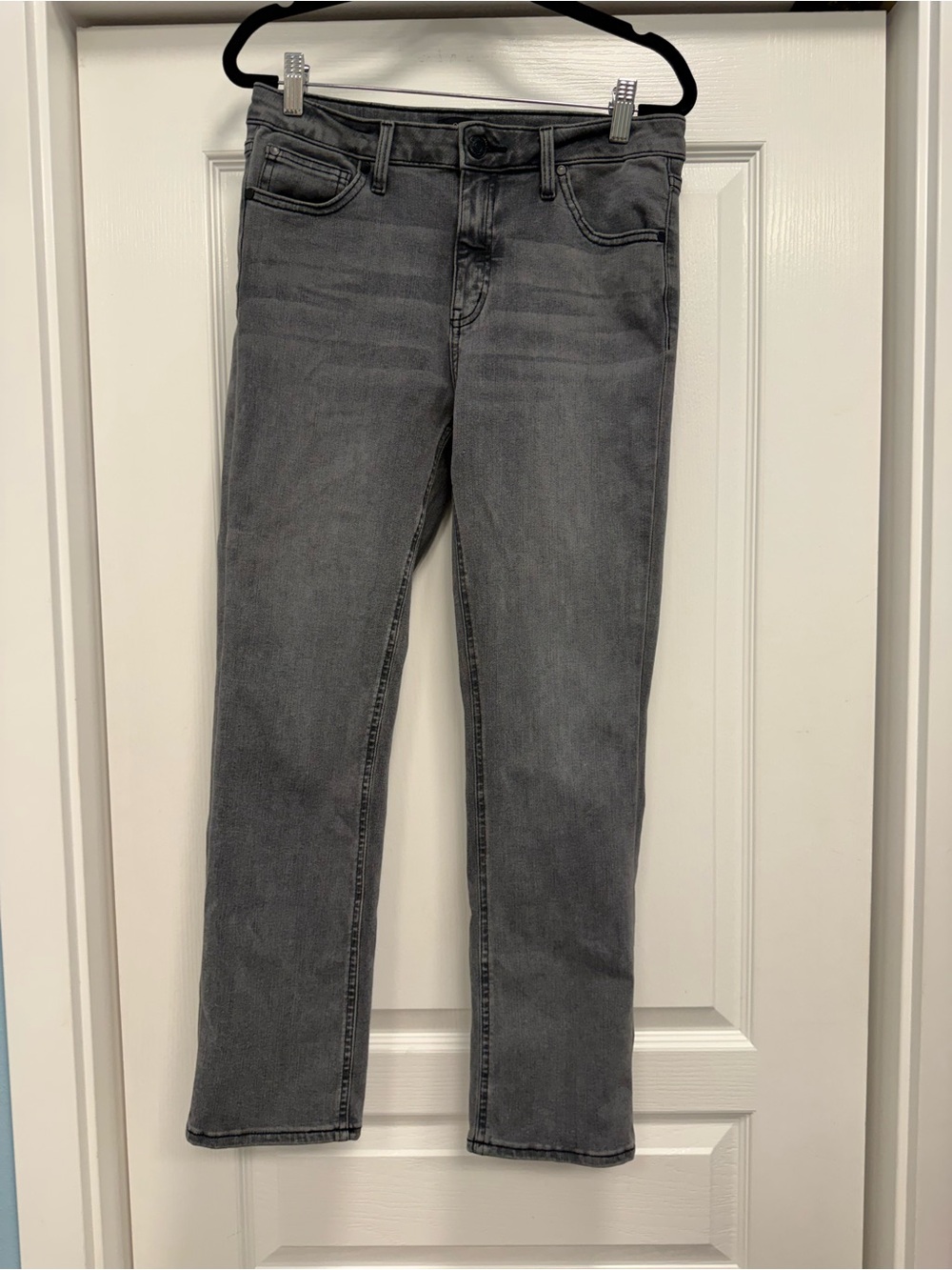 Quince Women's Gray Straight-Leg Jeans